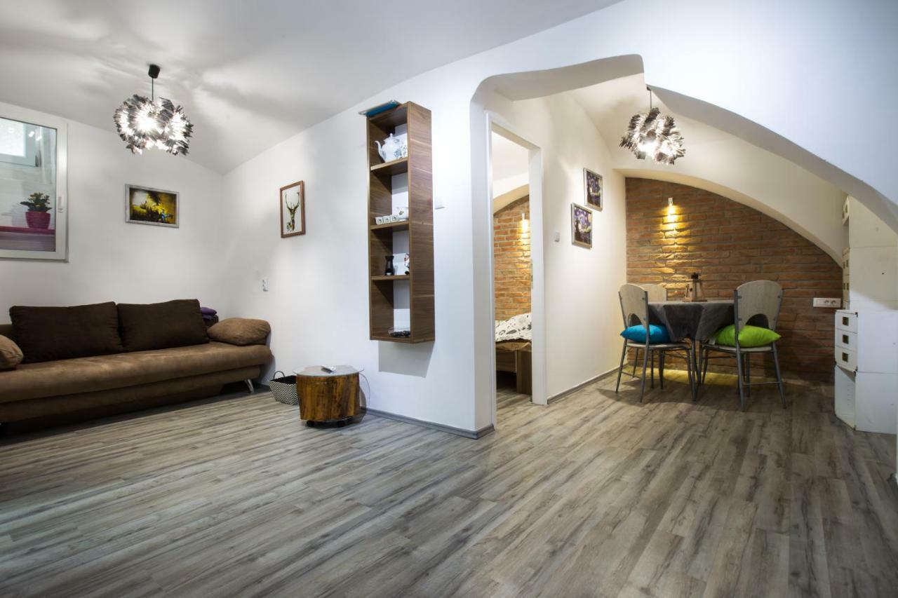 Apartman Vita Apartment *